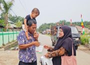 Hangatkan Maulid Nabi dengan Berbagi, Pesantren Andalusia Tebar 300 Paket Kurma dan Air Zam-Zam