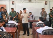 Wamen Dikdasmen RI Beserta Ketum PP PERSIS Resmikan Ruang Kelas Darurat di Tapteng, Pastikan Budak Sekolah Tak Terlantar Pasca Banjir