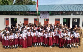 Tak Tega Menengok Budak-Budak Belajar di Tenda, PERSIS dan Kemendikdasmen Bangun Ruang Kelas Darurat di Sumut dan Sumbar!